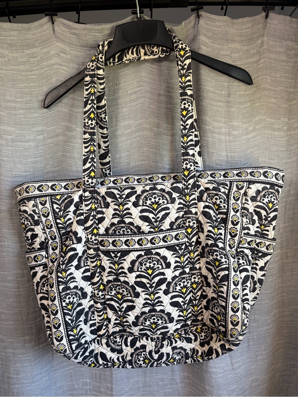 Vera Wang fanfare collection XL bag
